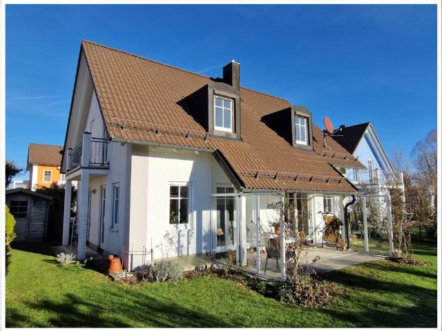 Frei stehendes Einfamilienhaus in Ortsrandlage von Fürstenfeldbruck Aich