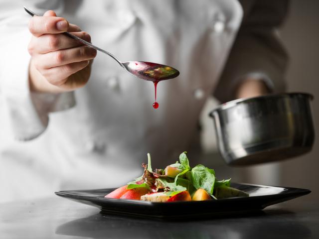 FREIBURG? HYPERCENTER: EIN BEKANNTES RESTAURANT, DAS ÜBERGEBEN WIRD