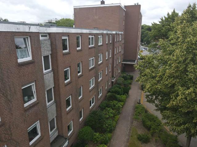 Freie 4 Zimmerwohnung Perfekte Infrastruktur Eigener Tiefgaragenstellplatz
