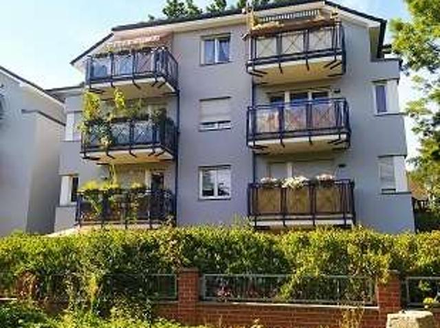 Freie 2 RW in ruhiger, grüner und zentraler Lage in Strehlen