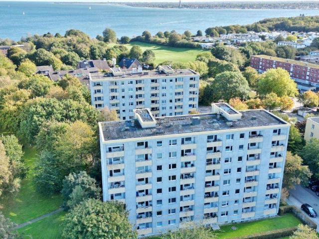 Freie Wohnung mit Renovierungsbedarf in Schilksee