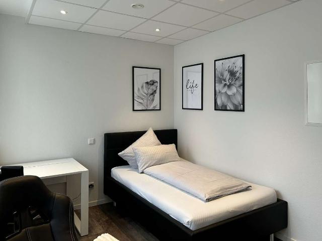 Freies, schönes 1 Zimmer Apartment, modern & praktisch ausgestattet, zentral Niederrad