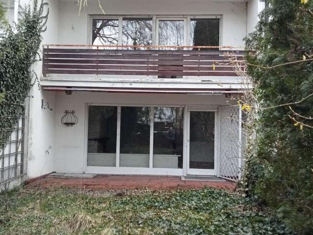 freies und großzügiges Reihenmittelhaus mit kleinem Garten sucht Familie