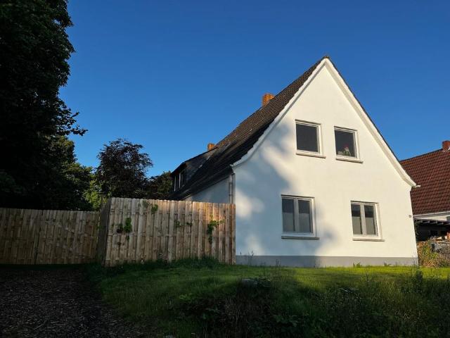 Freistehehende Renoviertes Einfamilienhaus 165 qm in Farge