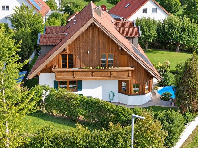 Freistehend, Großzügig, Besonders. Einfamilienhaus mit viel Privatsphäre PROVISIONSFREI