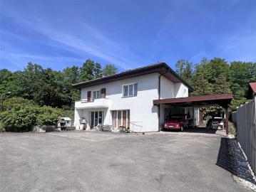 Freistehende 7.5 Zimmer Einfamilienhaus in Villars sur Glâne