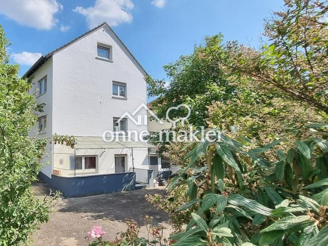 Freistehende Mehrfamilienhaus mit 10 Zimmer und 3 Garagen in Bensheim