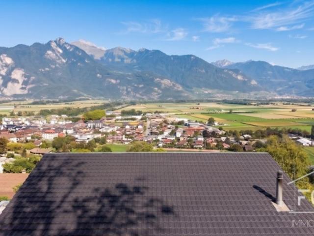 Freistehende Villa 2016 mit Panoramablick, Garten und Garage – Vouvry