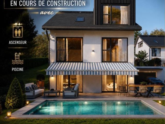 Freistehende Villa | Aufzug | Beheiztes Schwimmbecken