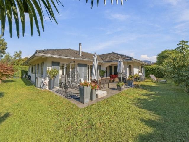 Freistehende Villa in einem Wohngebiet in Le Bouveret