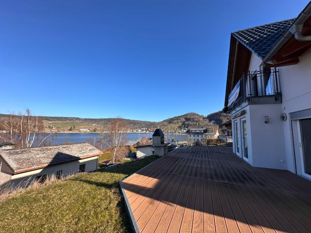 Freistehende Villa ideal gelegen in der Nähe des Joux Sees