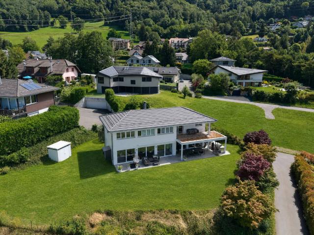Freistehende Villa mit außergewöhnlichem Panorama
