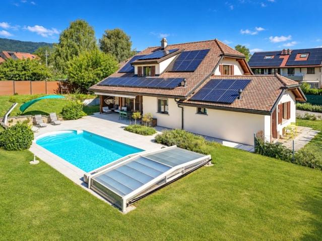 Freistehende Villa mit eigenständigem Studio in Trélex