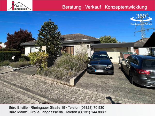 Freistehender hochwertig gebauter Bungalow mit großem Grundstück