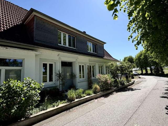Freistehendes Mehrfamilienhaus mit Elbblick und hohem Ertragspotenzial in Hamburg Spadenland