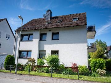 Freistehendes Mehrfamilienhaus mit 3 Wohnungen
