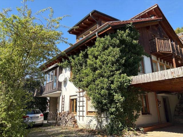 Freistehendes Mehrgenerationenhaus provisionsfrei ca. 340m NutzFl