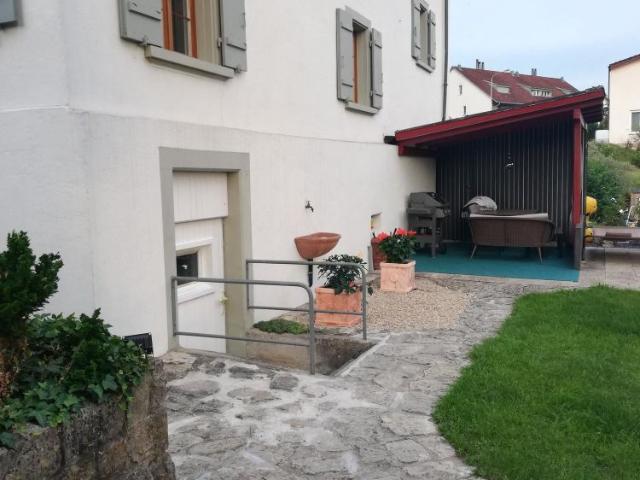 Freistehendes mit Garten
