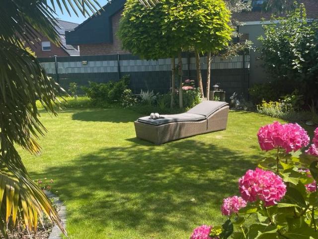 Freistehendes EFH mit Traumgarten in Moers, Nähe Düsseldorf