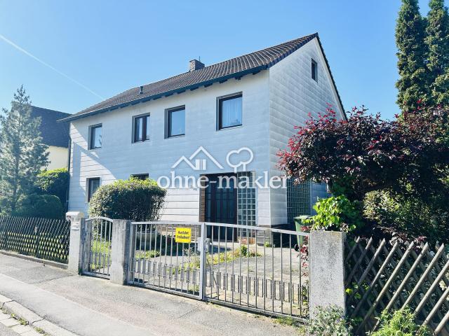 Freistehendes Ein /Zweifamilienhaus in Bestlage, 159qm, neue Heizung, 6 Zimmer