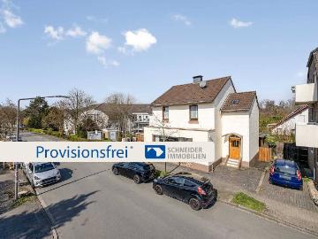 Freistehendes Ein Zweifamilienhaus in Ratingen Ost