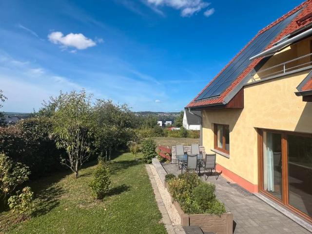 Freistehendes Einfamilien Sonnenhaus Energieeffizienzklasse A