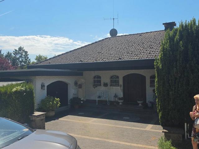 Freistehendes Einfamilienhaus