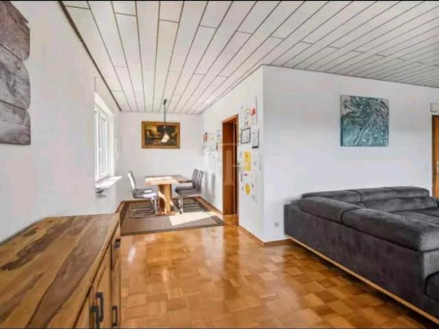 freistehendes Einfamilienhaus