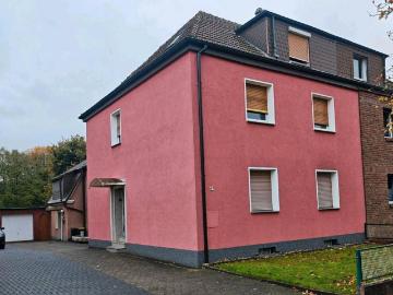 freistehendes Einfamilienhaus u.Mehrfamilienhaus auf 1 Grundstück