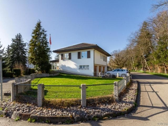 Freistehendes Einfamilienhaus, unweit des Klingnauer Stausees