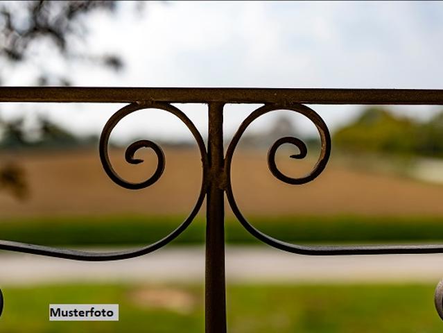 Freistehendes Einfamilienhaus vielseitig nutzbar