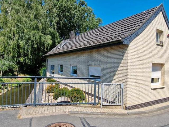 Freistehendes Einfamilienhaus an der Gilbach in Rommerskirchen