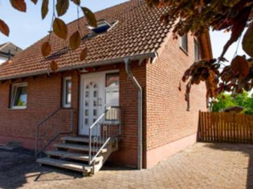 freistehendes Einfamilienhaus auf Erbpachtgrundstück