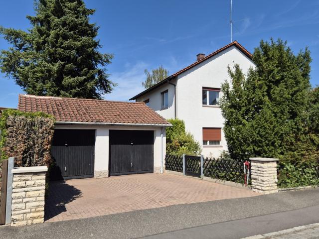 Freistehendes Einfamilienhaus Fürth / Hardhöhe in sehr guter, ruhiger Lage