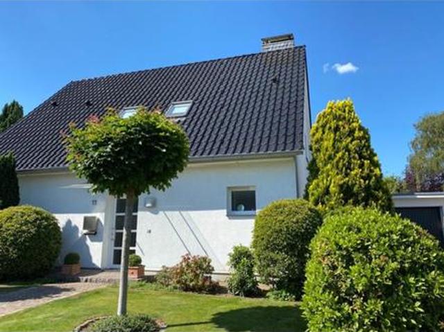 Freistehendes Einfamilienhaus *großer Garten in ruhiger Sackgasse