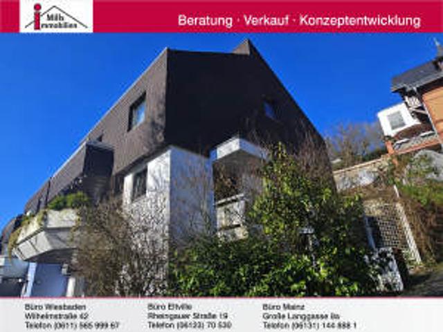 Freistehendes Einfamilienhaus in Wiesbaden Sonnenberg mit 2 sonnigen Süd Balkonen, Terrasse + Doppelgarage