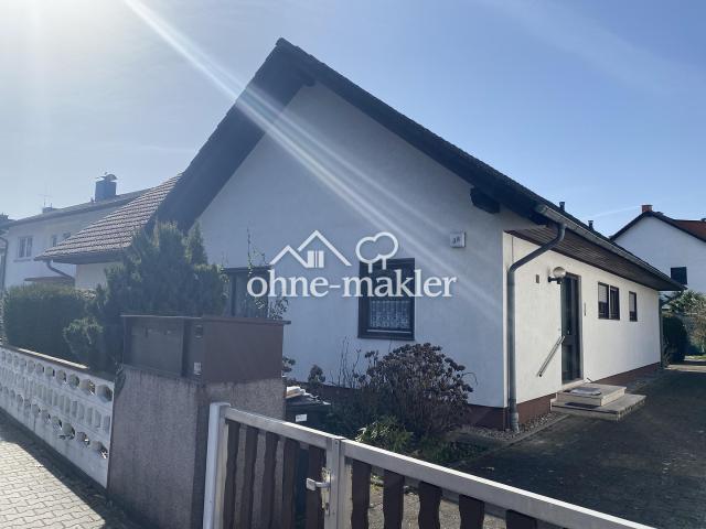 Freistehendes Einfamilienhaus in guter Lage mit viel Potential in Dietzenbach