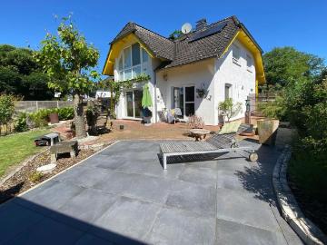 Freistehendes Einfamilienhaus in Riede provisionsfrei