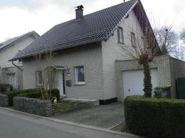Freistehendes Einfamilienhaus in ruhigem Wohngebiet