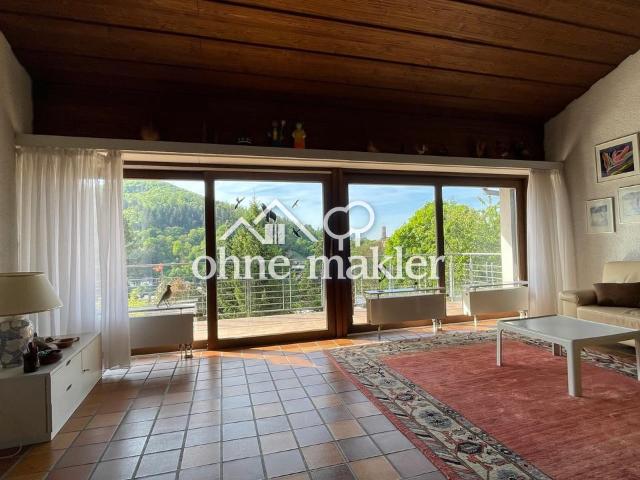 Freistehendes Einfamilienhaus in ruhiger Lage mit Burgblick
