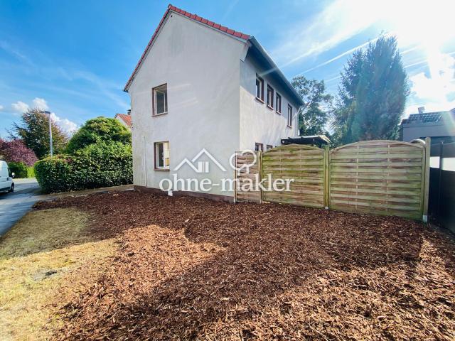 Freistehendes Einfamilienhaus mit Garten, Garage und viel Platz für eigene Ideen