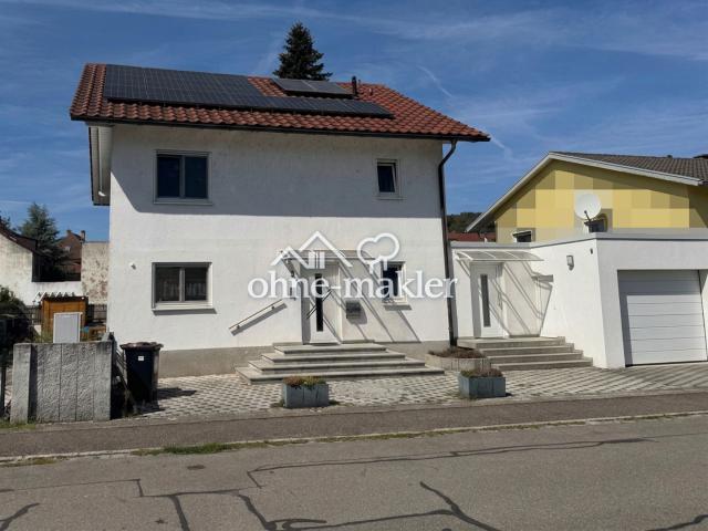 freistehendes Einfamilienhaus mit Garten, PV Anlage/Speicher und neuer Wärmepumpe provisionsfrei