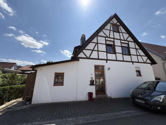 Freistehendes Einfamilienhaus mit Garten und Terrasse in Uhingen – ab 01.01.2027