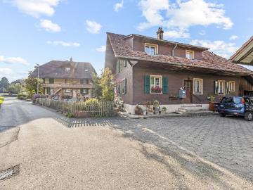 Freistehendes Einfamilienhaus mit Garten und Ausbaupotenzial