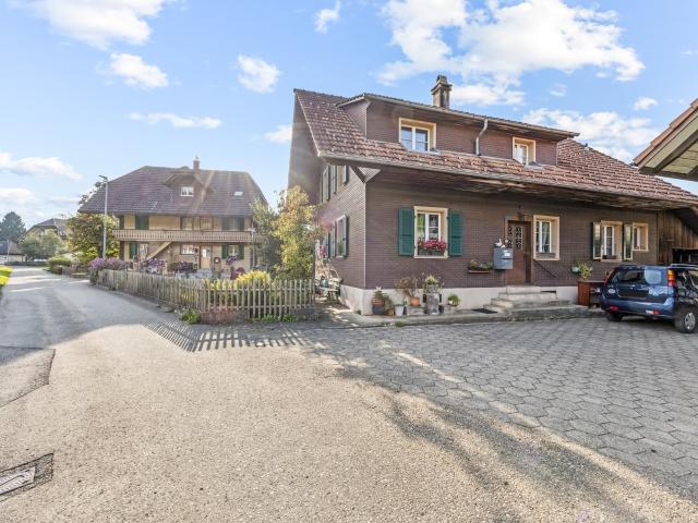 Freistehendes Einfamilienhaus mit Garten und Ausbaupotenzial