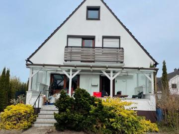 Freistehendes Einfamilienhaus mit großem Garten in Mahndorf
