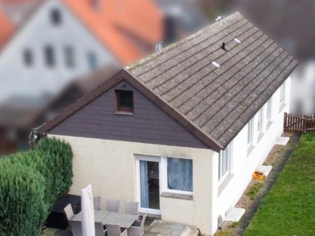 Freistehendes Einfamilienhaus mit großem Garten in Vlotho