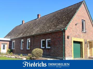 Freistehendes Einfamilienhaus mit großem Gartengrundstück in Wardenburg/Harbern I