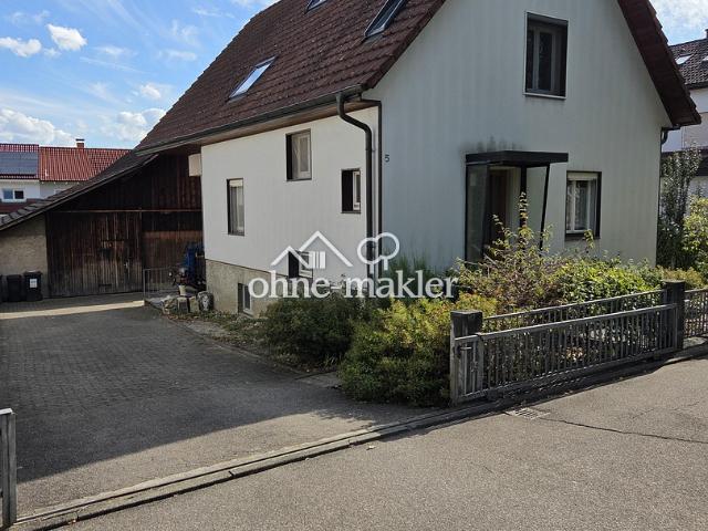Freistehendes Einfamilienhaus mit Ökonomiegebäude in Rheinfelden Nollingen