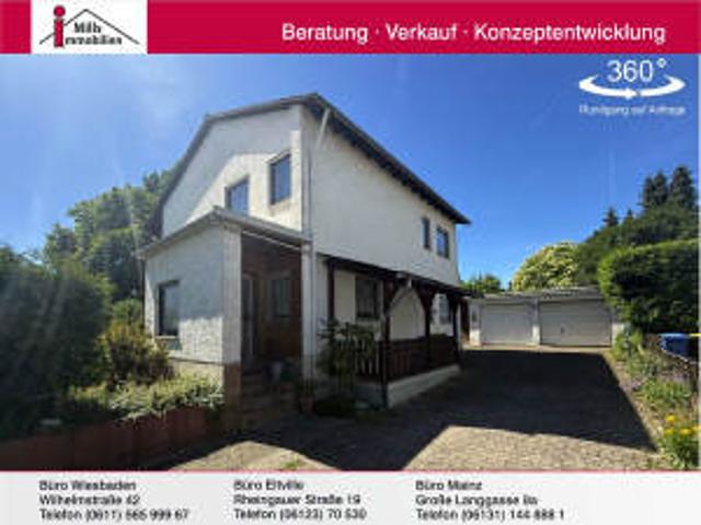 Freistehendes Einfamilienhaus mit schönem Garten in begehrter Feldrandlage von Oestrich Winkel
